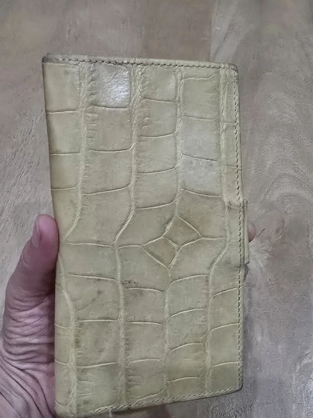 ​Vintage Dooney & Bourke Cream Croc Embossed Leather Continental WalletCheckbook